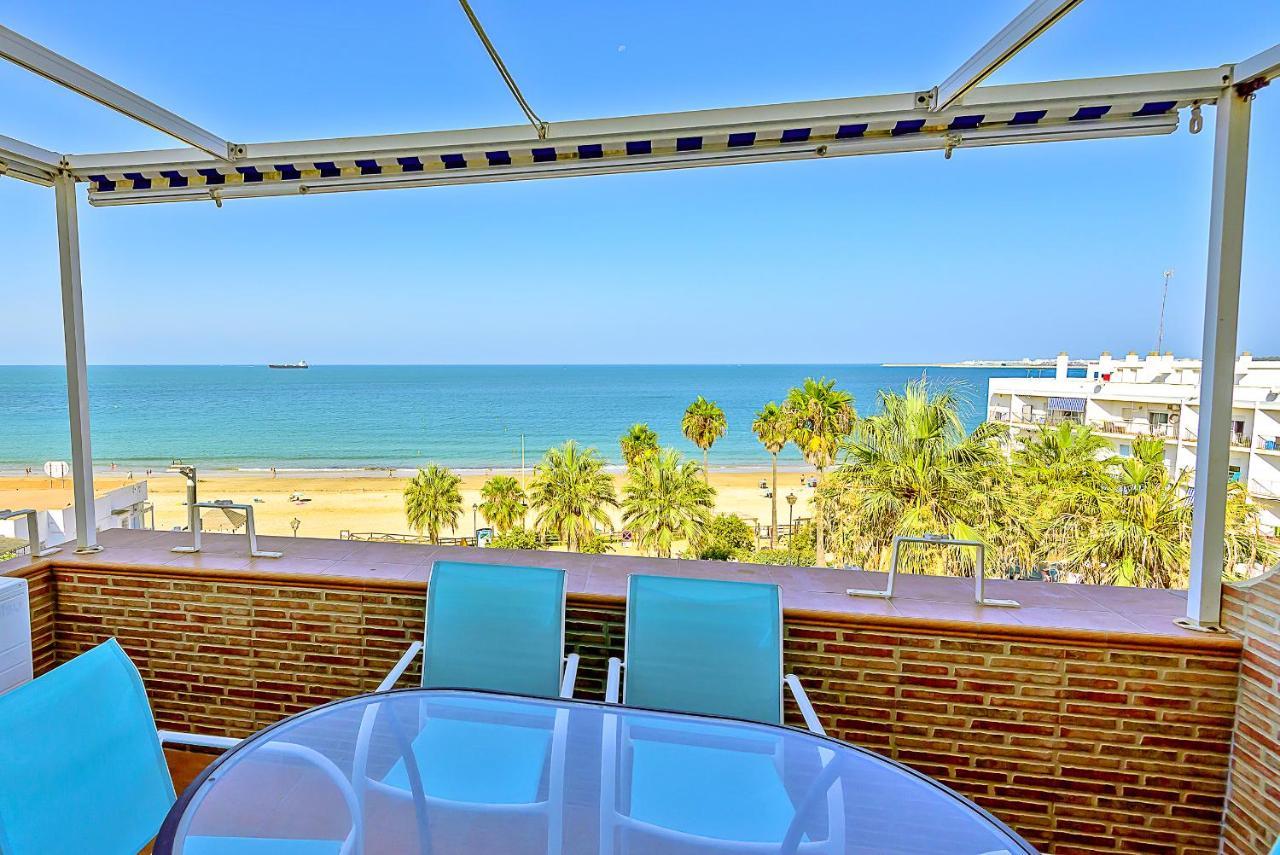 Ocean Sunset Beachfront House With Terraces Holiday home *
