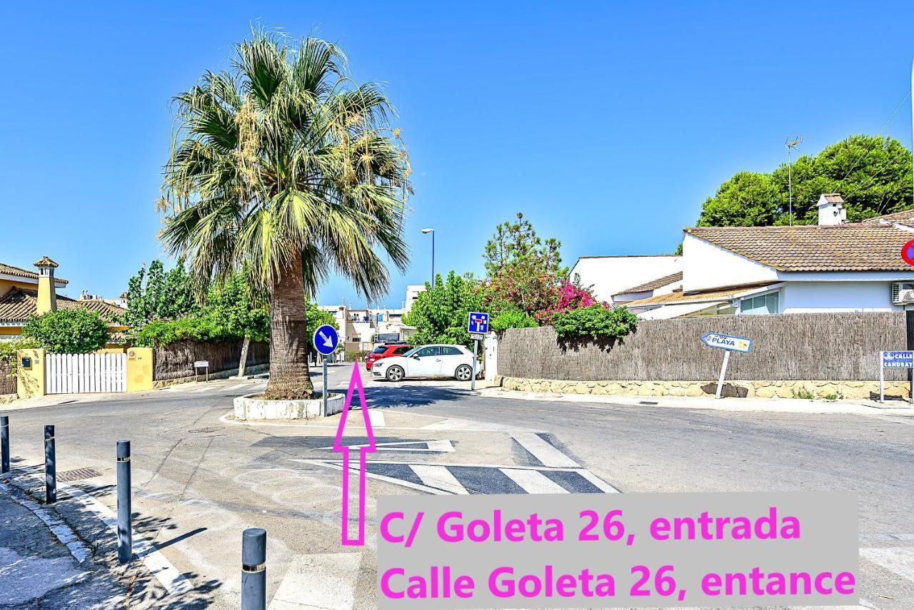 Ocean Sunset Beachfront House With Terraces Сasa de vacaciones